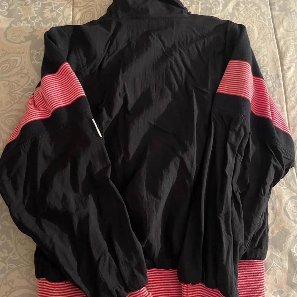 jacket - Picture 2 of 3